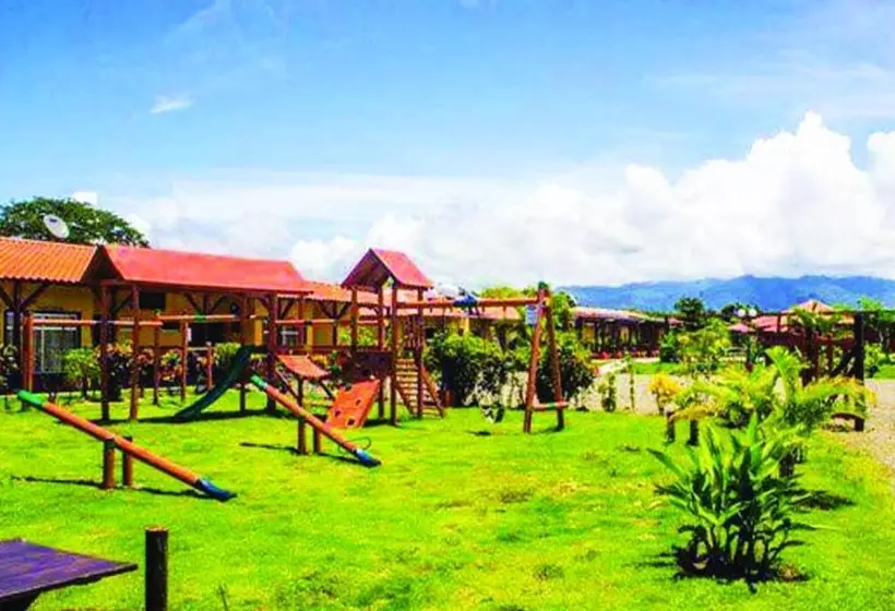 هتل Rancho León