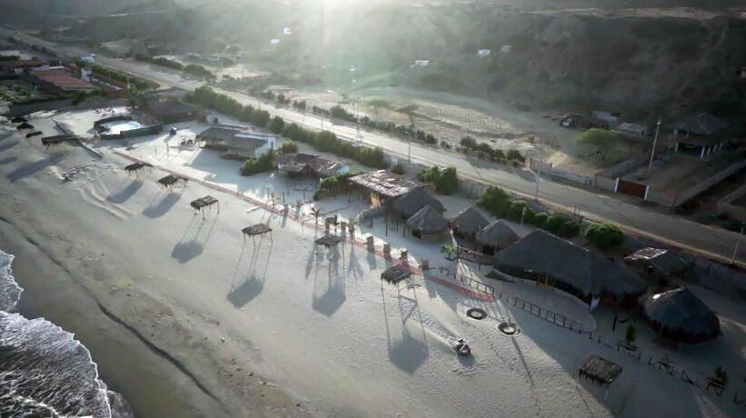 هتل Waltako Beach Culture