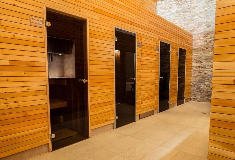 בית מלון כפרי Zamek Hradek U Susice