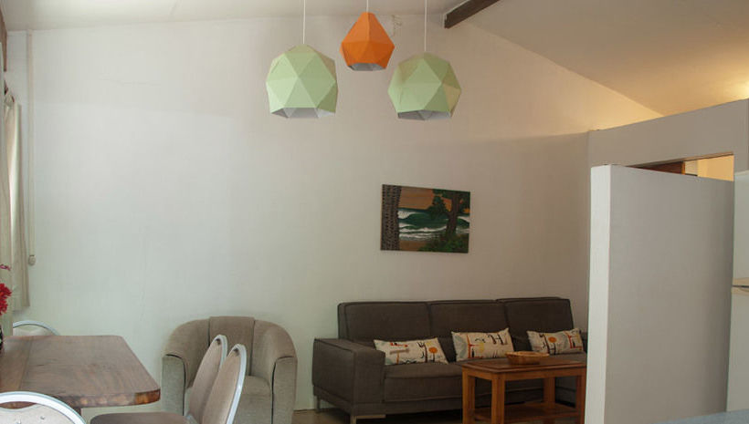 Maoritsio Garden Studios