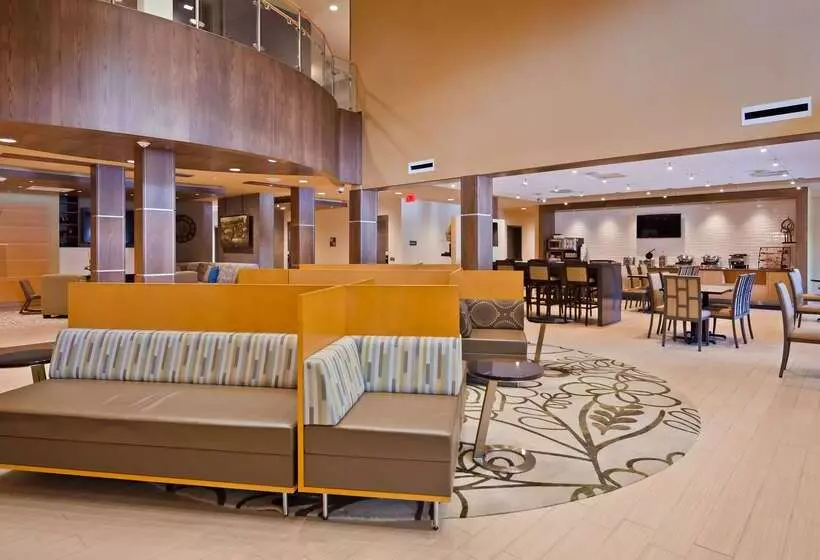 ホテル Best Western Plus Franciscan Square Inn & Suites  Steubenville