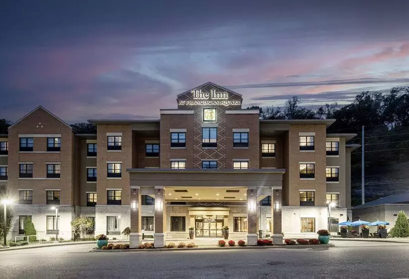 ホテル Best Western Plus Franciscan Square Inn & Suites  Steubenville