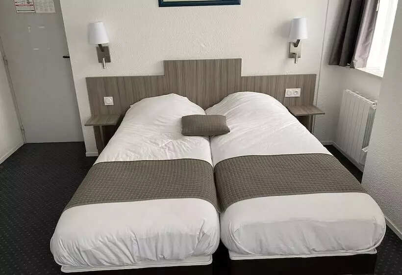 ホテル Contact Hôtel Du Champ De Mars De Saint Brieuc