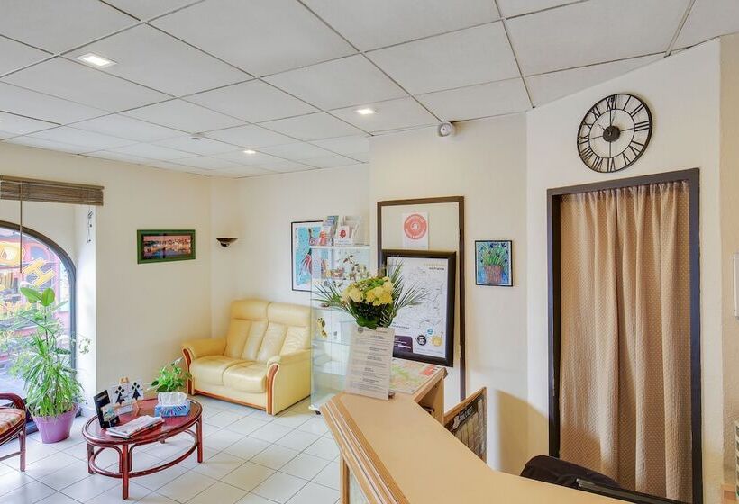 בית מלון כפרי Contact Hôtel Du Champ De Mars De Saint Brieuc