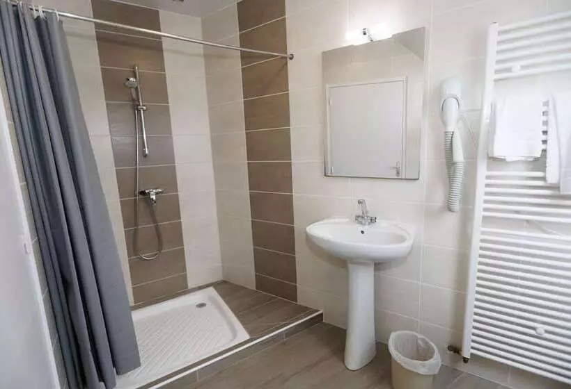 ホテル Contact Hôtel   Hôtel Le Lion D Or Lamballe