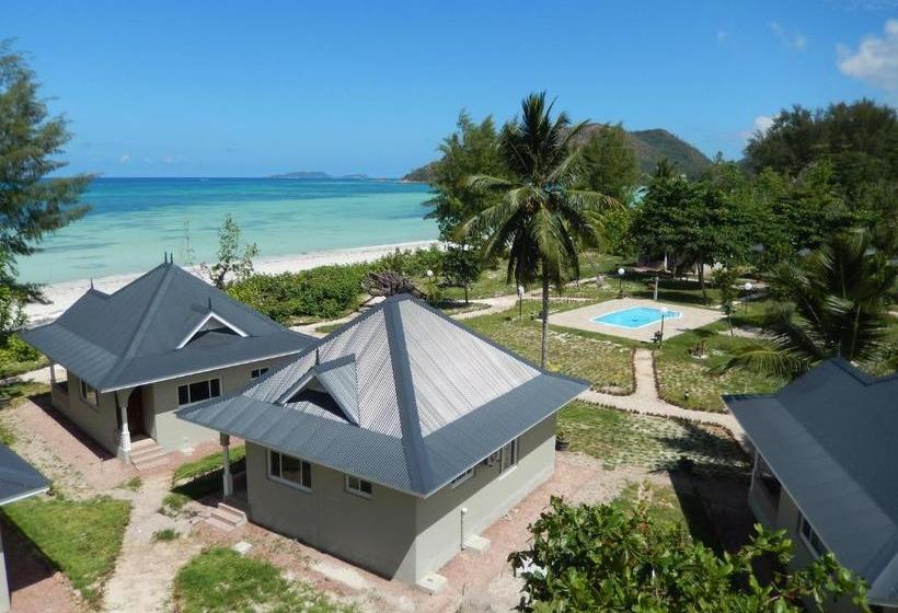 هتل Cote D Or Footprints Chalets