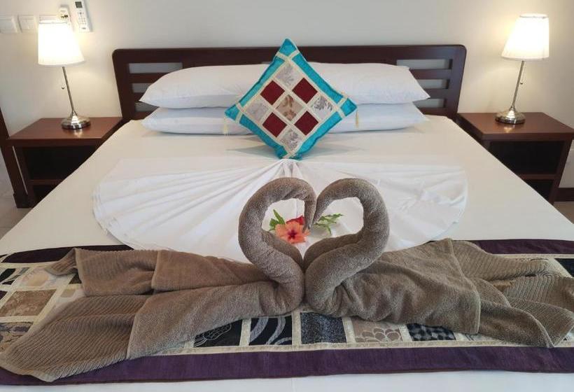 هتل Cote D Or Footprints Chalets