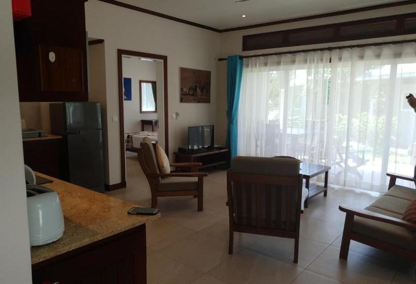 هتل Cote D Or Footprints Chalets