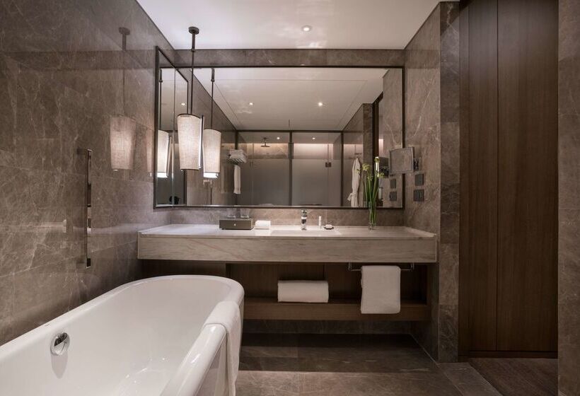 Doubletree By Hilton Hotel Shiyan