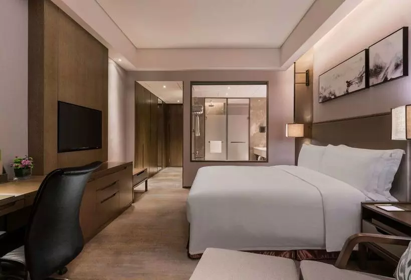 Doubletree By Hilton Hotel Shiyan