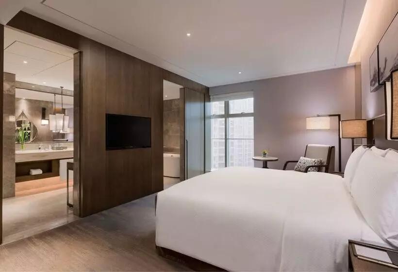 Doubletree By Hilton Hotel Shiyan