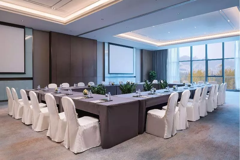 Doubletree By Hilton Hotel Shiyan
