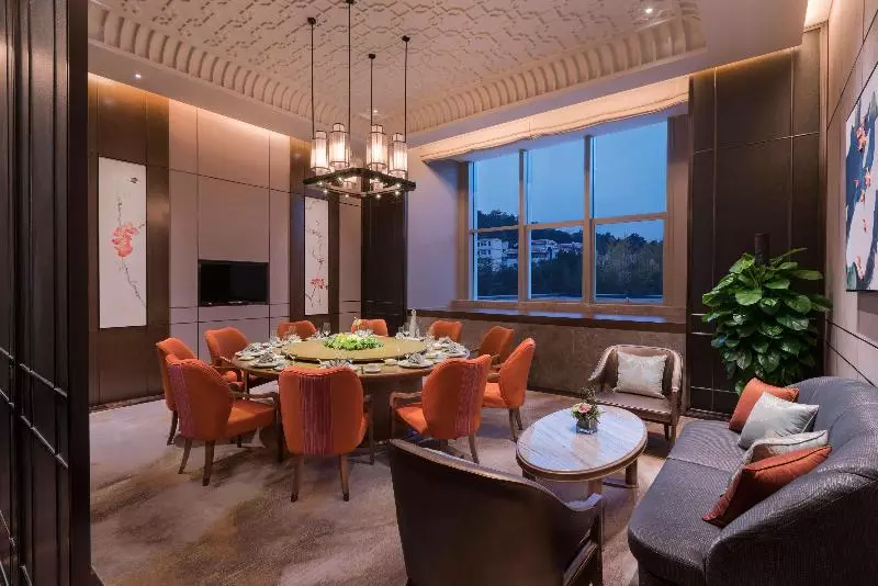 Doubletree By Hilton Hotel Shiyan