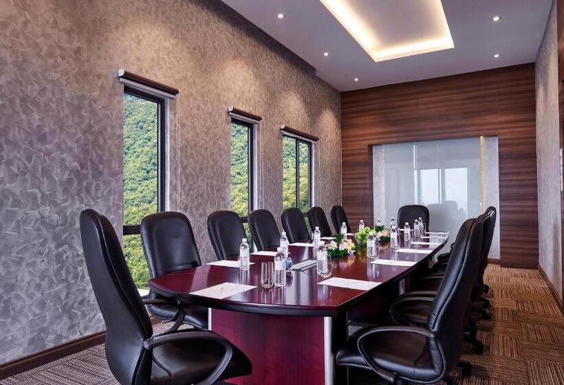 酒店 Grand Ion Delemen