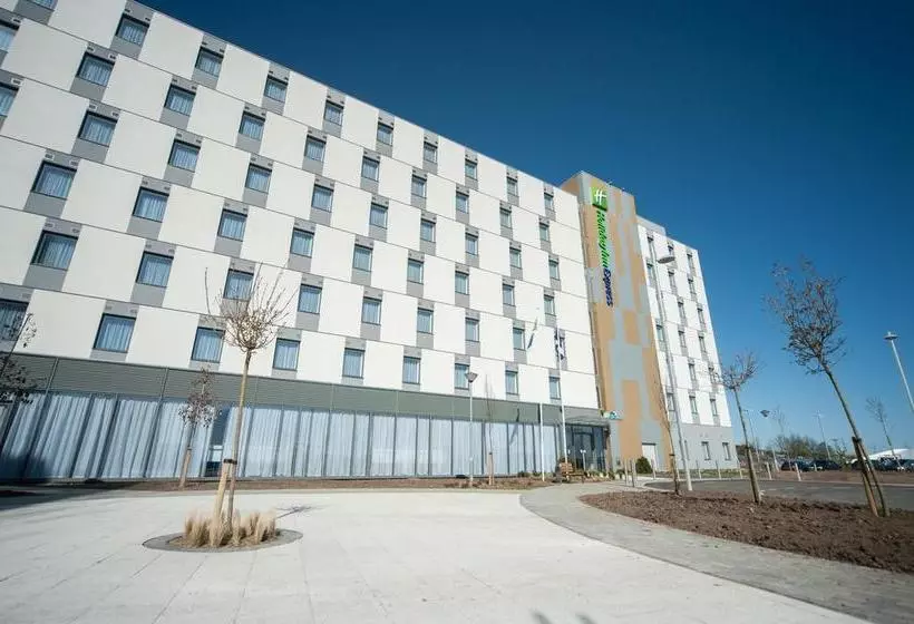ホテル Holiday Inn Express Aberdeen Airport, An Ihg
