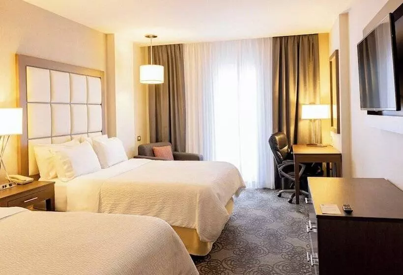 Hotelli Holiday Inn Express & Suites Chihuahua Juventud, An Ihg