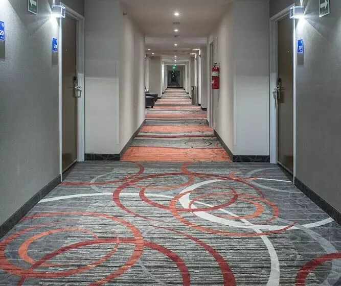 Hotelli Holiday Inn Express & Suites Chihuahua Juventud, An Ihg