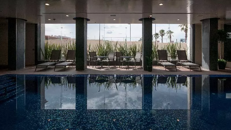 Hotelli Holiday Inn Express & Suites Chihuahua Juventud, An Ihg