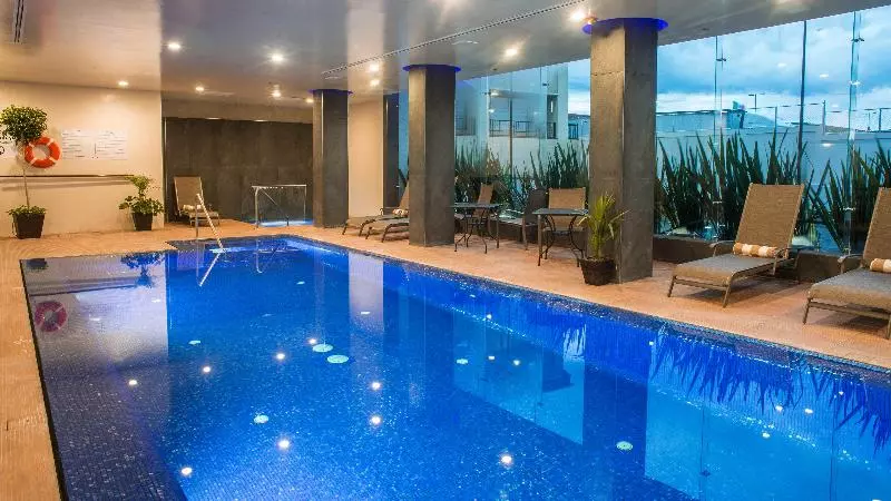 Hotelli Holiday Inn Express & Suites Chihuahua Juventud, An Ihg
