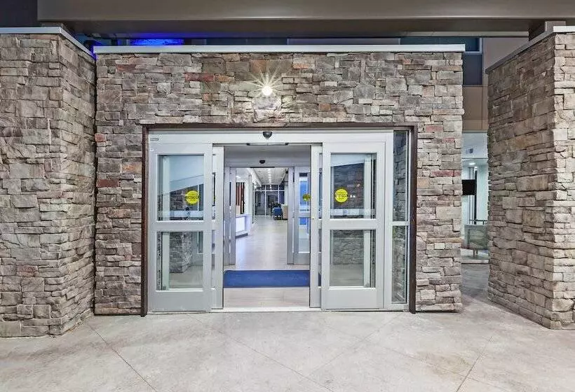 ホテル Holiday Inn Express & Suites   Coffeyville, An Ihg
