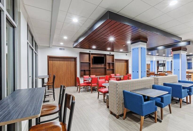 酒店 Holiday Inn Express & Suites   Coffeyville, An Ihg