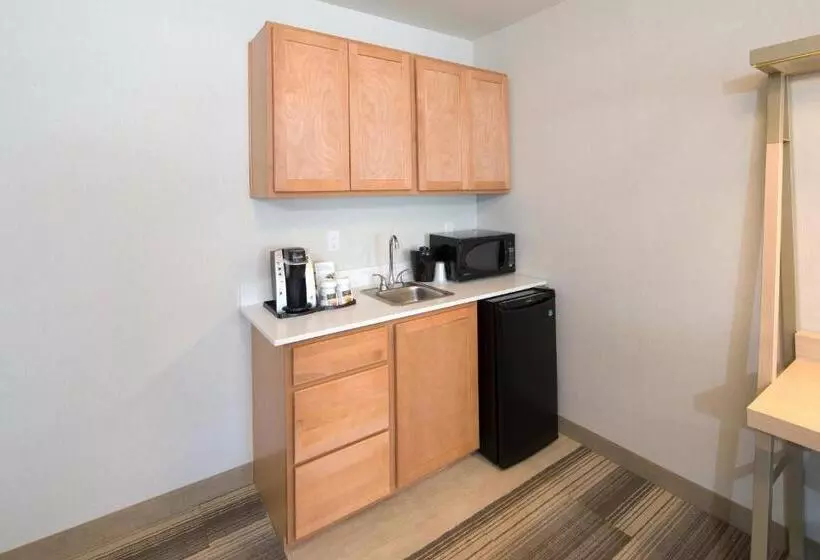 ホテル Holiday Inn Express & Suites La Porte, An Ihg
