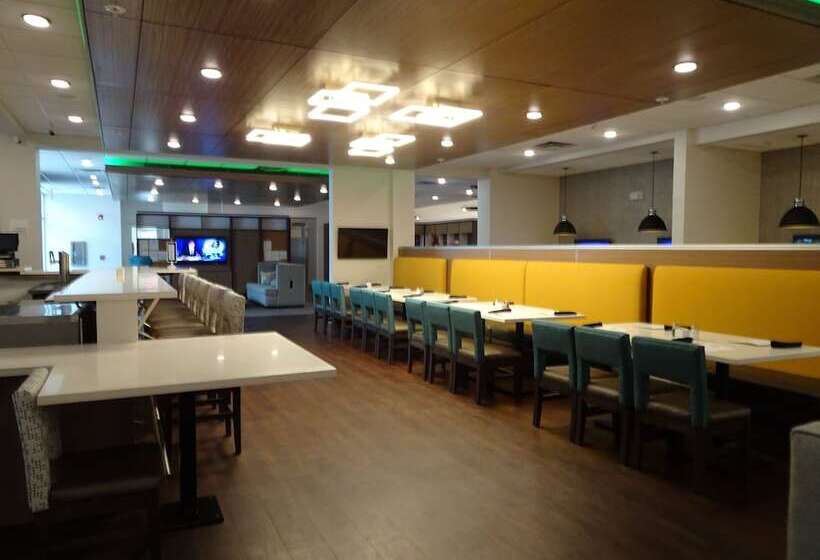 فندق Holiday Inn   Jonesboro, An Ihg