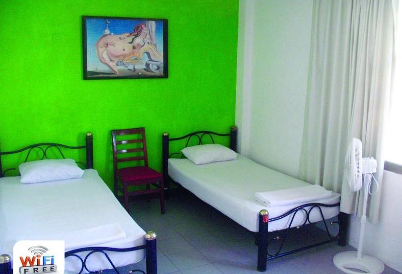 فندق Hostel Mundo Maya