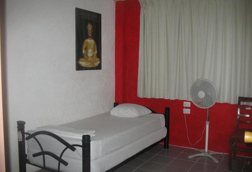 فندق Hostel Mundo Maya