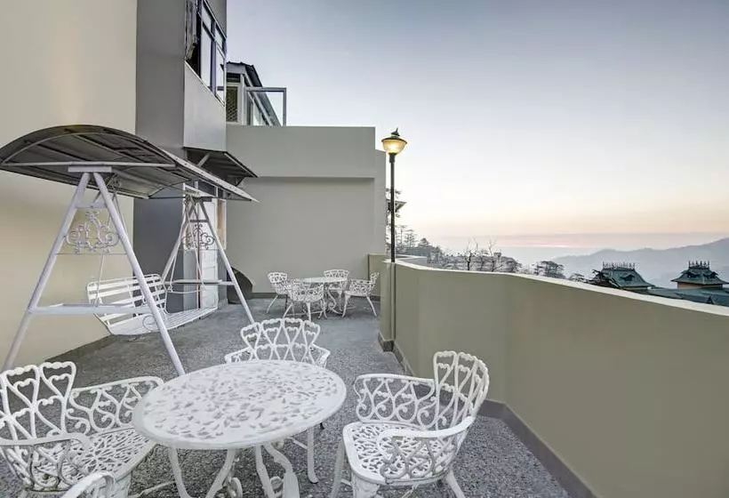 Itsy Hotels Crystal Palace Shimla With Valley View