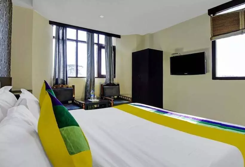 Itsy Hotels Crystal Palace Shimla With Valley View