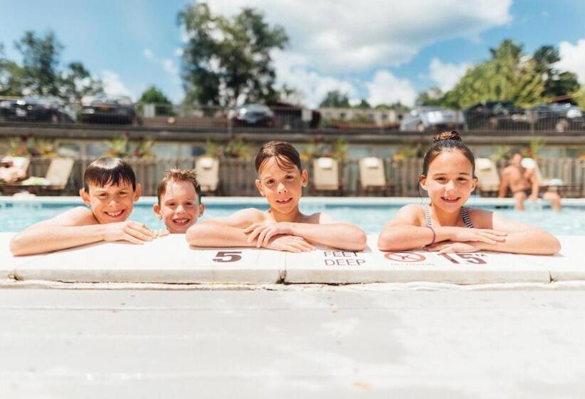 Отель Lake House At High Peaks Resort