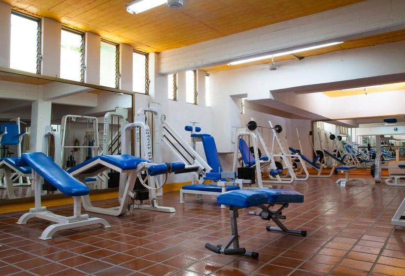 فندق Plaza Santa María