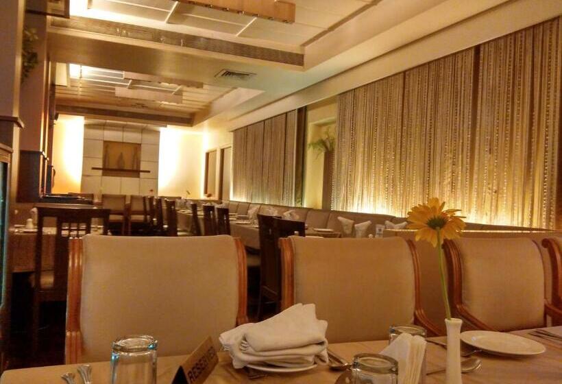 ホテル Sankam Residency