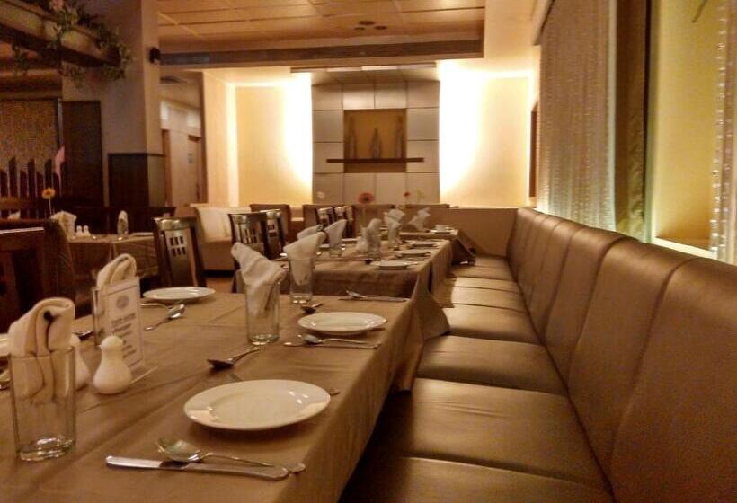 ホテル Sankam Residency