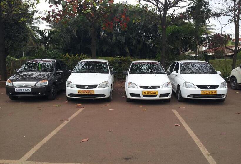 ホテル Sankam Residency