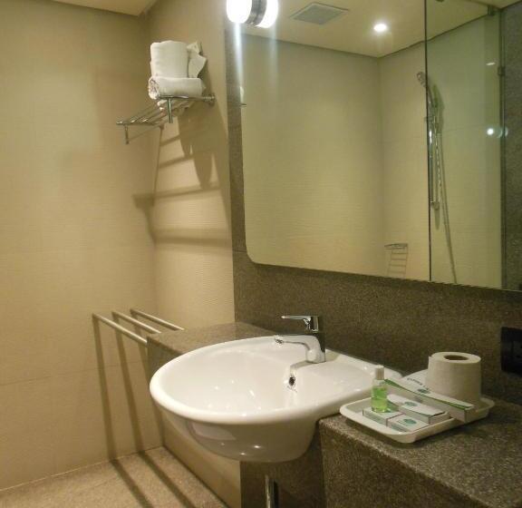 ホテル Sankam Residency