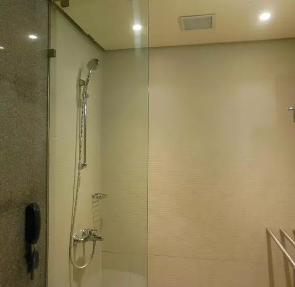 هتل Sankam Residency