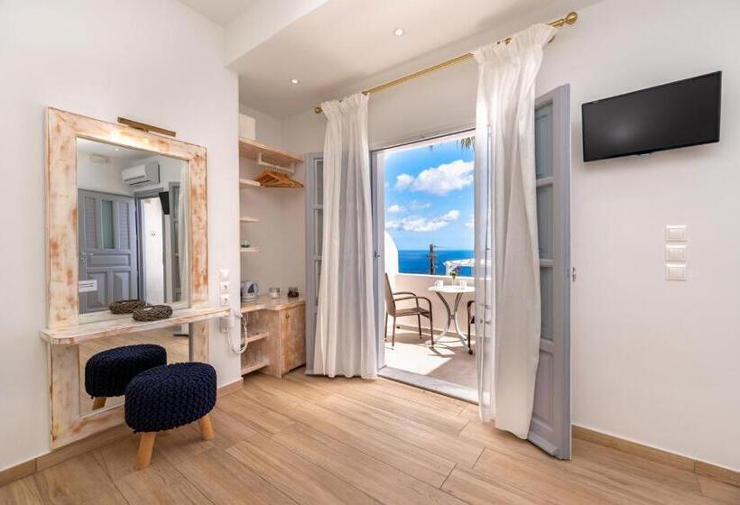 Hotel Thira