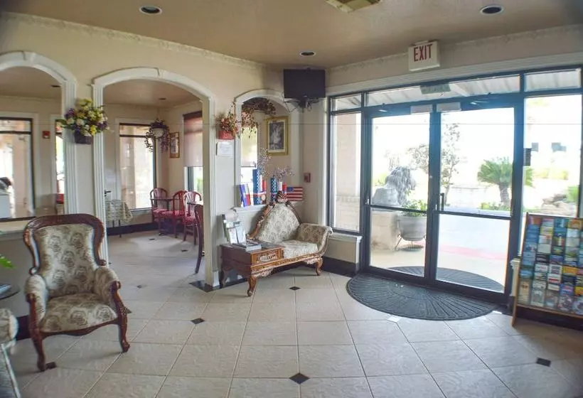 モーテル Magnolia Inn And Suites