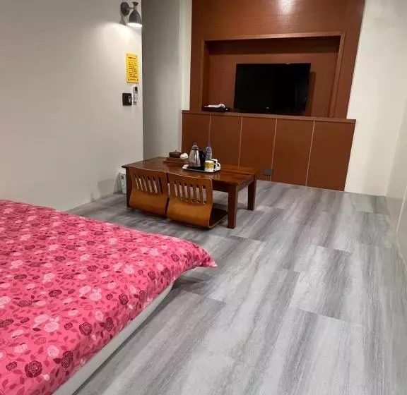 Nantou Xitou Riverside Homestay B&b