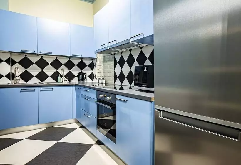 Blue Bird Hostel