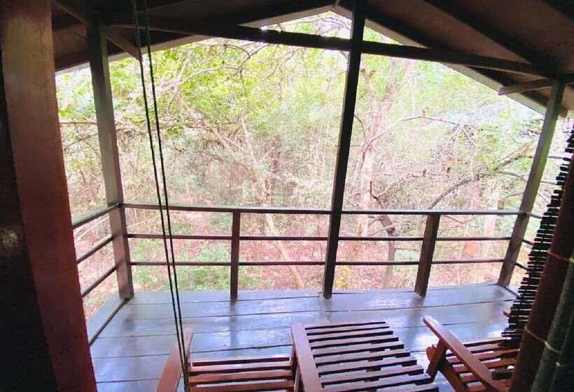 Hotel Inn On The Tree Eco Resort Sigiriya
