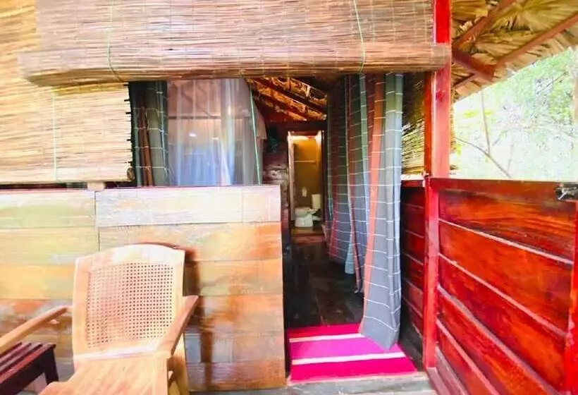 ホテル Inn On The Tree Eco Resort Sigiriya