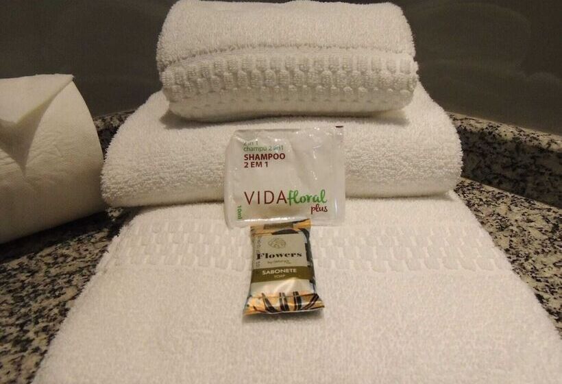 ホテル Vilhar Palace