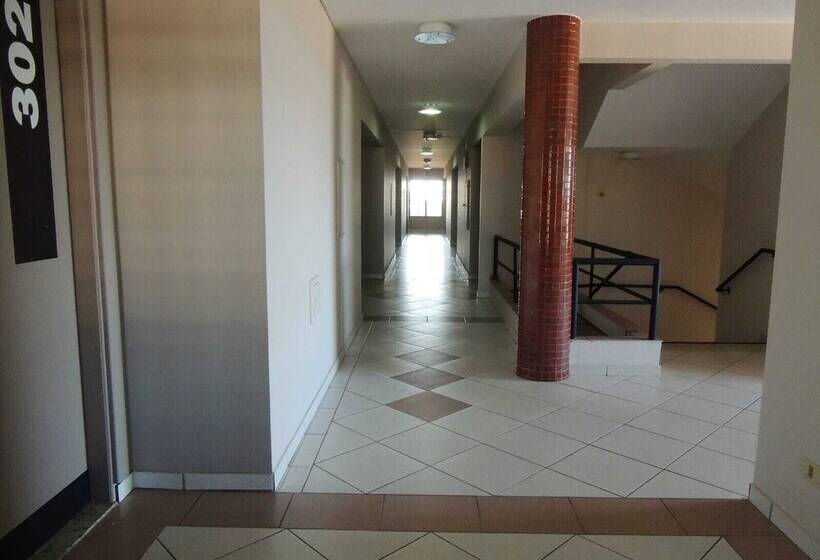 ホテル Vilhar Palace