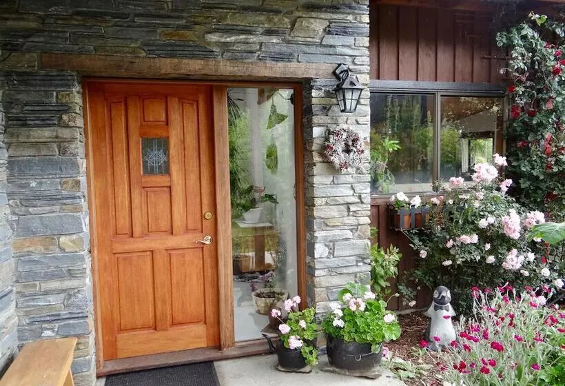 پانسیون Mitchella Farm Bed & Breakfast