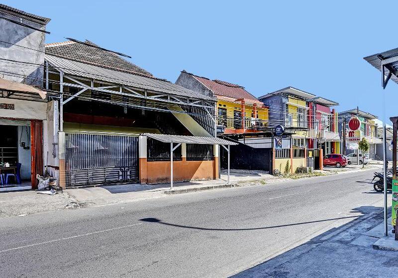 Hotel Reva Residence Syariah By Oyo