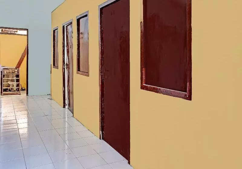 Hotelli Reva Residence Syariah By Oyo