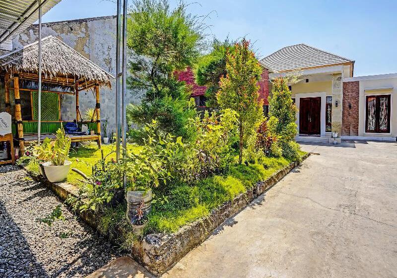 Hotel Reva Residence Syariah By Oyo